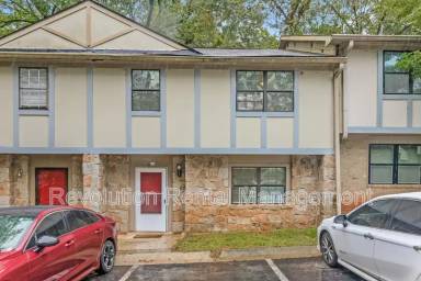 Main picture of Southern Oaks Apartments