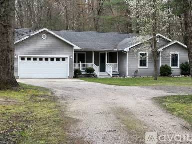 Main picture of 634 E Price Rd