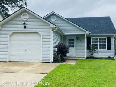 Main picture of 121 Bayberry Dr