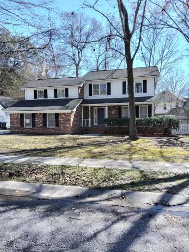 Main picture of 110 Proprietors Ln