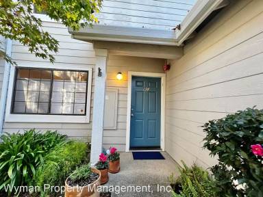 Main picture of 134 Golden Gate Cir