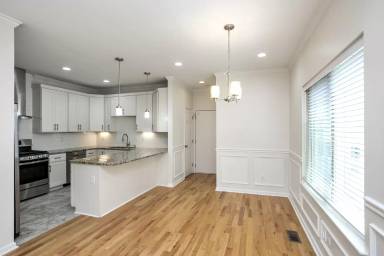 Main picture of 412 37th Ave N