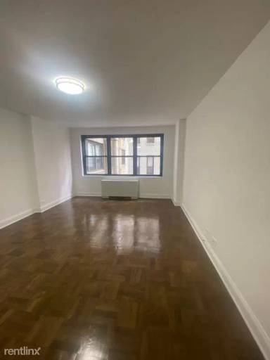 Main picture of 96 5th Ave Apartments