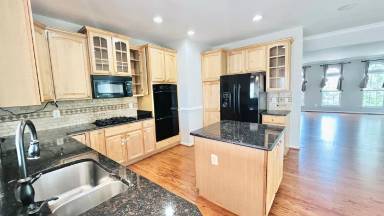 Main picture of 12 Short Branch Rd