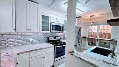 Main picture of 3904 Rawlins St