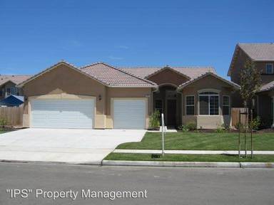 Main picture of 824 S Kenneth Ave