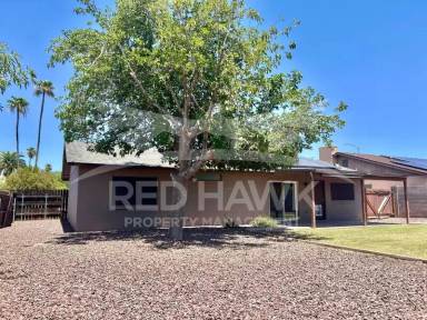 Main picture of 809 W Peralta Ave