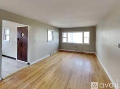 Main picture of 357 N Walnut Ave