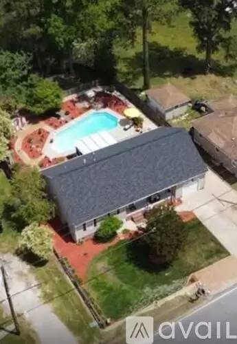Main picture of 1192 Bells Mill Rd