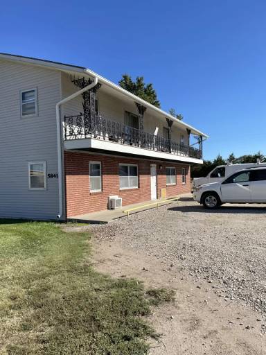Main picture of 5841 Anchor Way