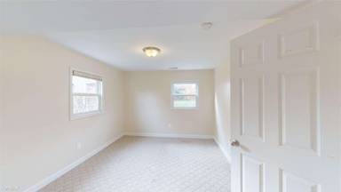 Main picture of 1700 S Lincoln St