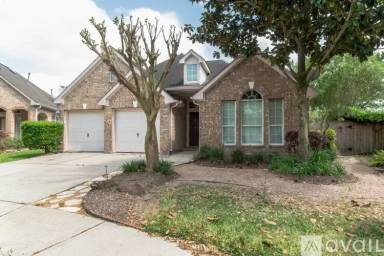 Main picture of 5213 Cottonwood Creek Ln