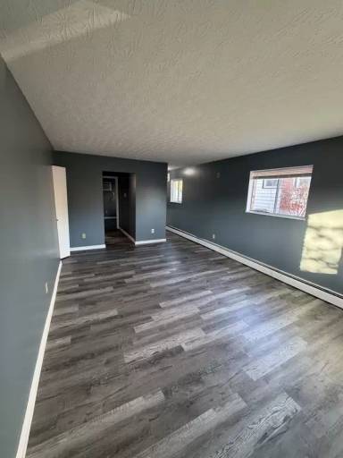 Main picture of 4102 South Ave