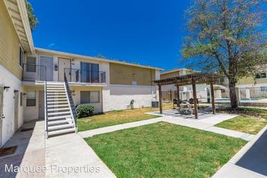 Main picture of 9210 Kenwood Dr