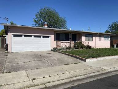 Main picture of 2742 Richard Ave