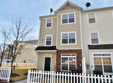 Main picture of 310 Gilman Ln