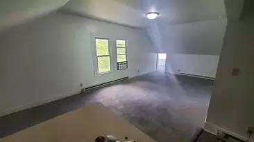Main picture of 489 E Harrison St