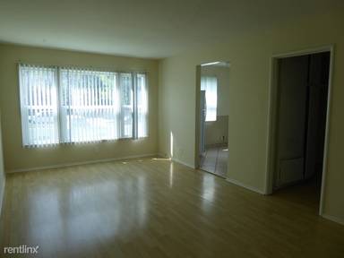 Main picture of 6222 Hazeltine Ave
