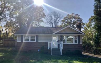 Main picture of 2240 Cypress St