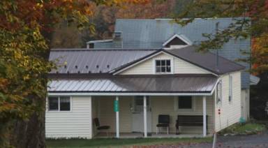 Main picture of 507 Memorial Blvd