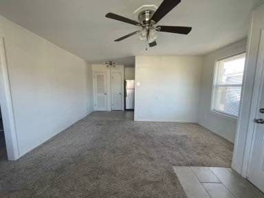 Main picture of 709 E North 12th St