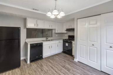 Main picture of 1703 Nappa Valley Ct SE