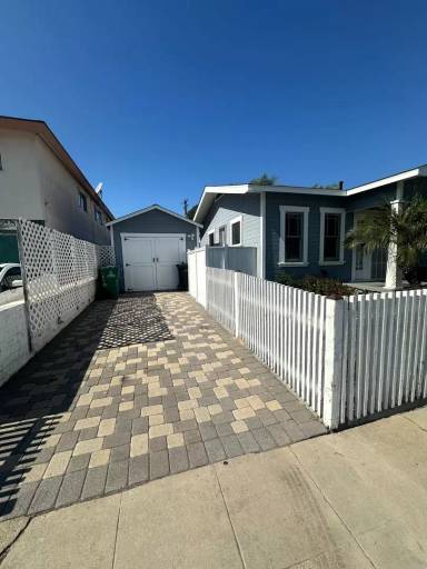 Main picture of 4396 Copeland Ave