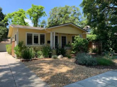 Main picture of 1101 Diamond Ave