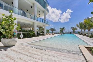 Main picture of Biscayne Beach