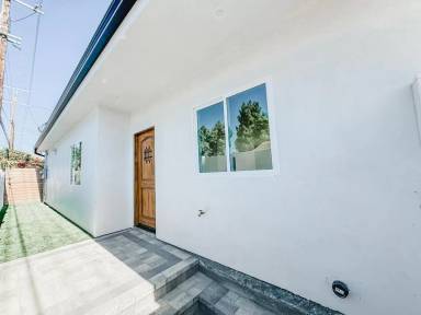 Main picture of 16840 Los Alimos St