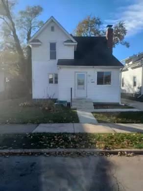 Main picture of 403 Laurel St