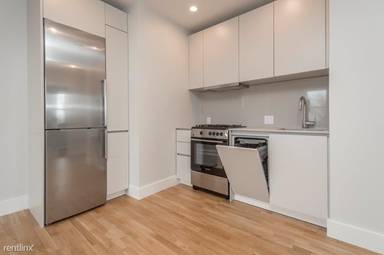Main picture of 136-38 Highland Ave