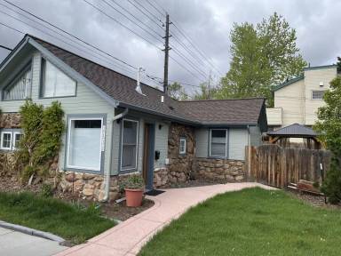 Main picture of 2131 26th St