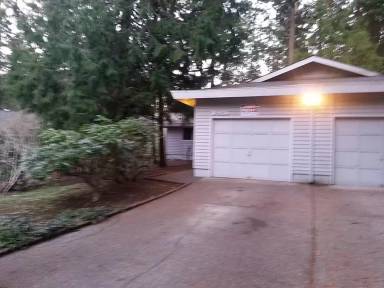 Main picture of 8415 Edgewater Dr SW