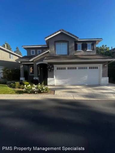 Main picture of 2571 Renata Ct