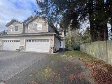 Main picture of 414 91st Ave SE