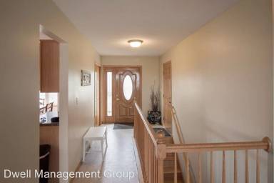 Main picture of 4623 5th St NW