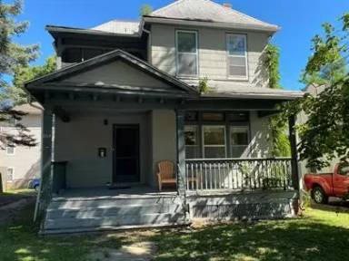 Main picture of 604 1/2-1 West Elm Street