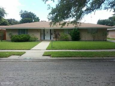 Main picture of 714 Bradshaw Dr