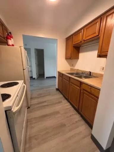 Main picture of 744 Michigan Ave E
