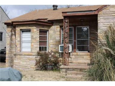 Main picture of 116 E Merrick St