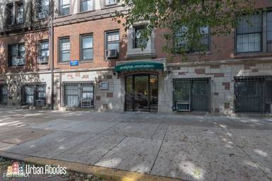 Main picture of Arlington Building