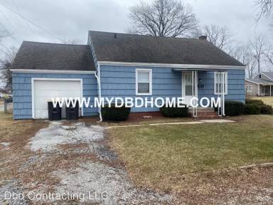Main picture of 1525 Roy St