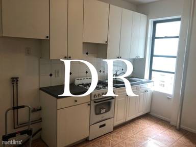 Main picture of 640 E 2nd St