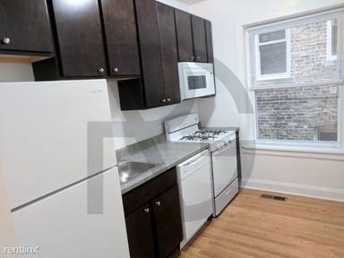 Main picture of 1524 N Kedzie St & 3209-3211 W Pierce St