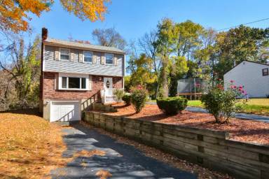 Main picture of 15 Appaloosa Dr