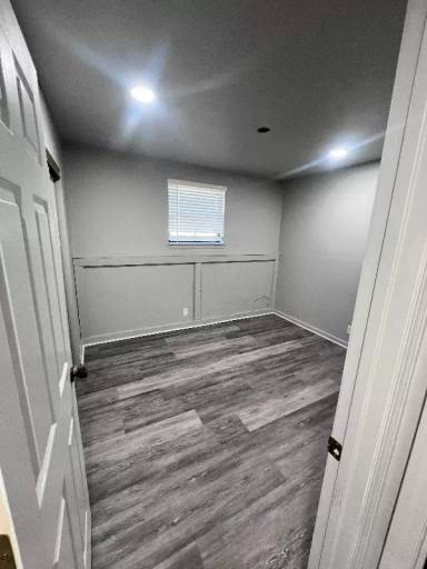 Main picture of 821 E Wayne Ave