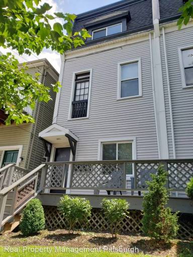 Main picture of 201 Lehigh Ave