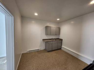 Main picture of 226 Main St