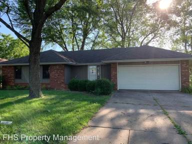 Main picture of 1249 S John Ave